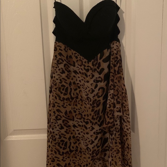 Strapless open back dress - Picture 2 of 3